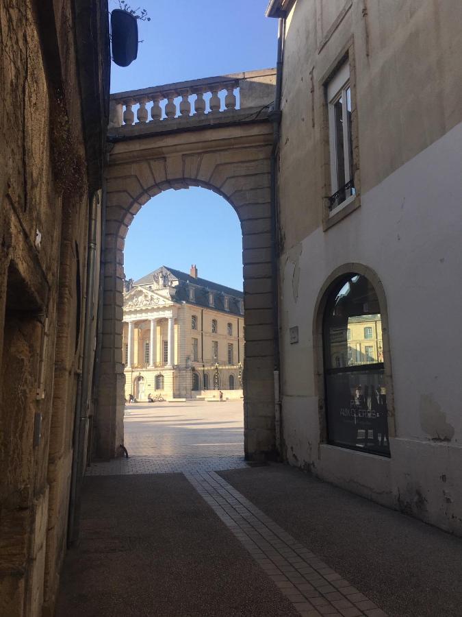 Le Palais Apartamento Dijon Exterior foto